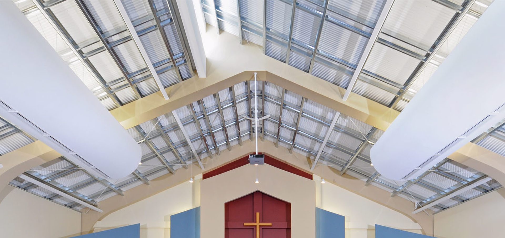 ThermaLiner, Butler Roof System, Insulation ThermaLiner insulation system for roofs on Butler steel buildings.